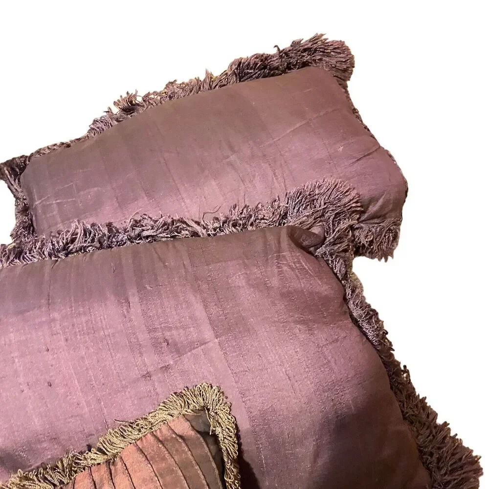 #5902 3pc Set of Purple Bed Throw Pillows